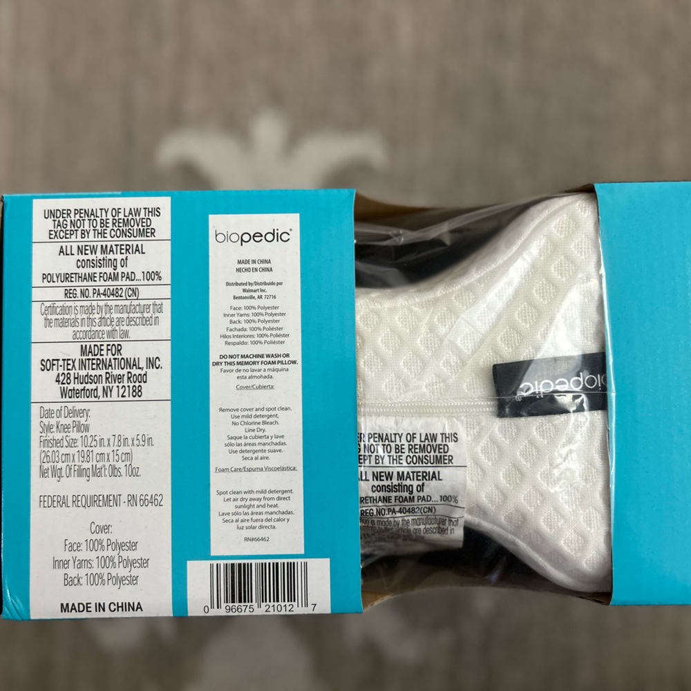 BioPedic White Knee Pillow - Picture 2 of 3